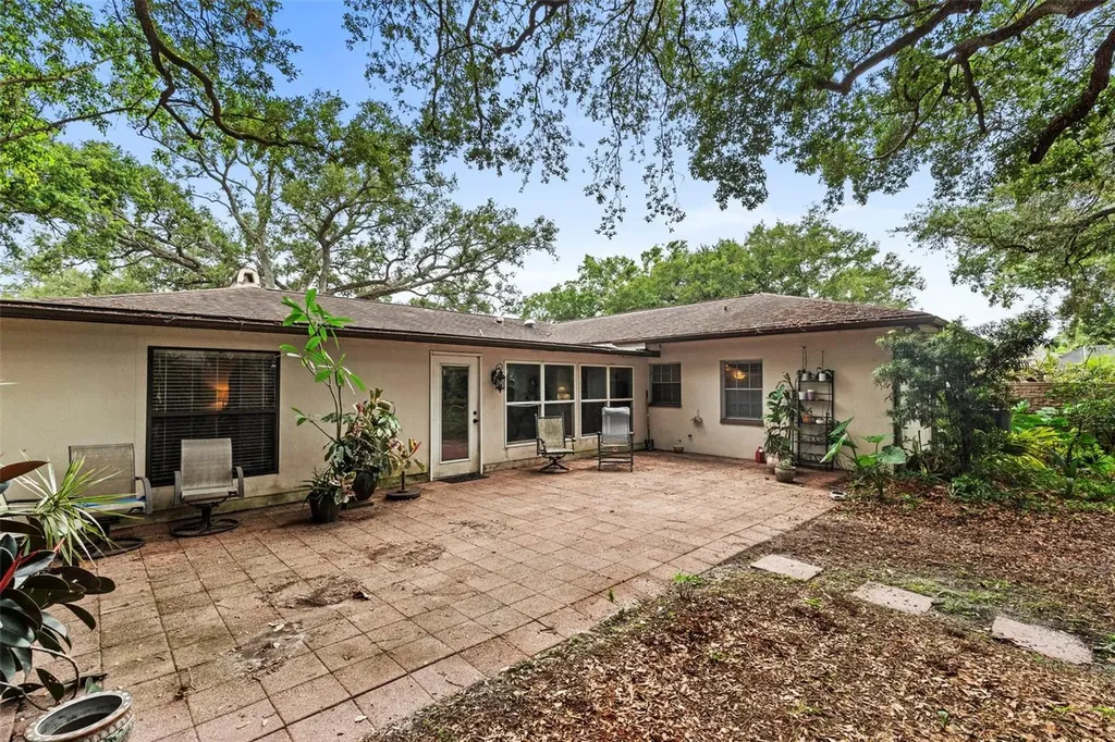 4405 W Melrose Avenue Tampa FL 33629