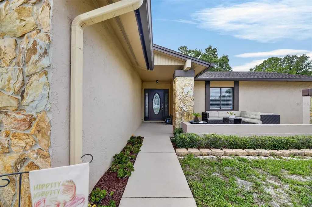 703 Isleton Drive Brandon FL 33511