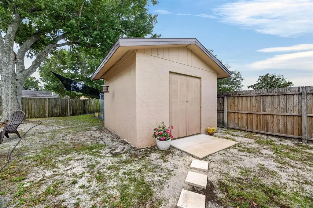 703 Isleton Drive Brandon FL 33511