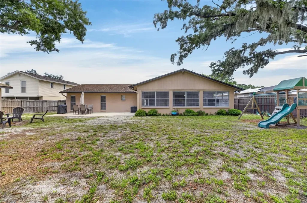703 Isleton Drive Brandon FL 33511