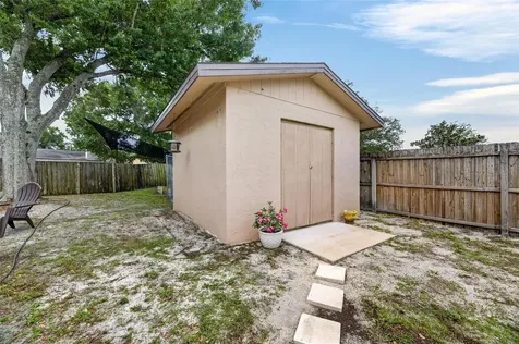 703 Isleton Drive Brandon FL 33511