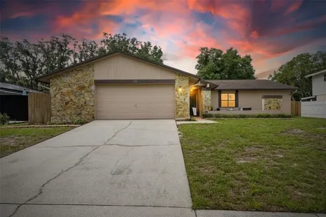 703 Isleton Drive Brandon FL 33511