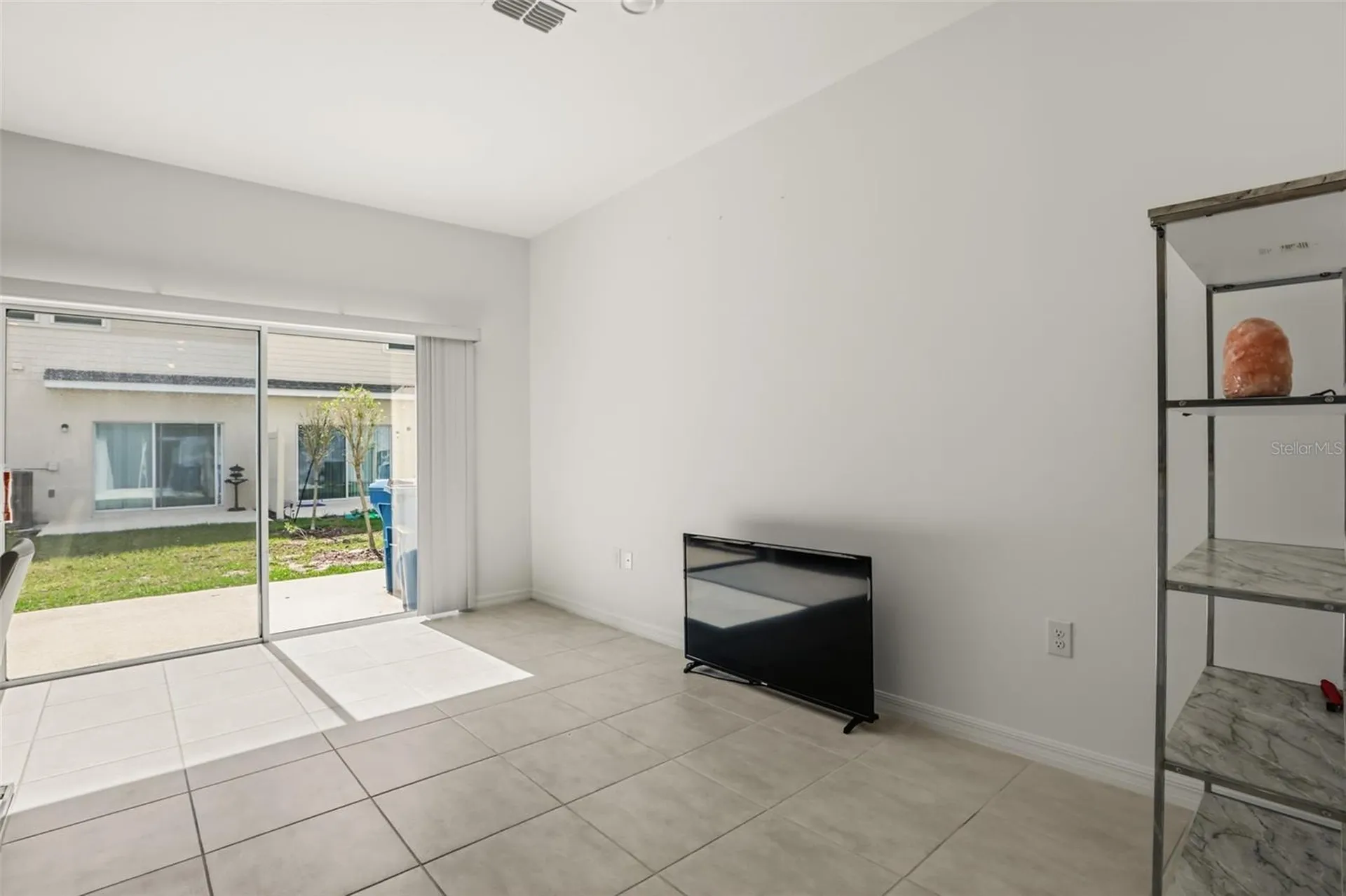 3002 Canary Avenue Davenport FL 33837
