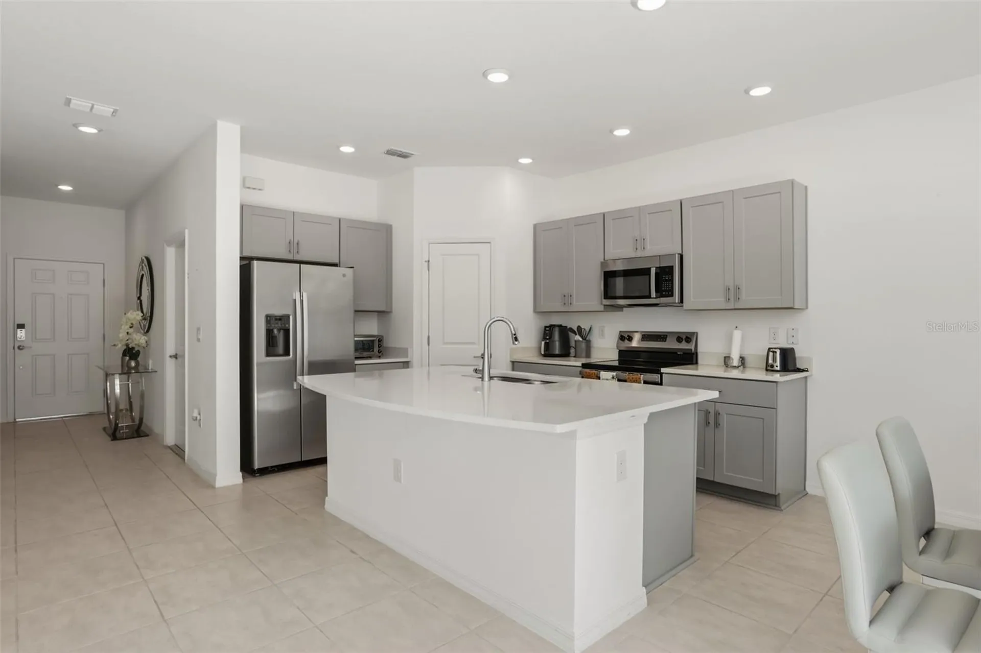 3002 Canary Avenue Davenport FL 33837