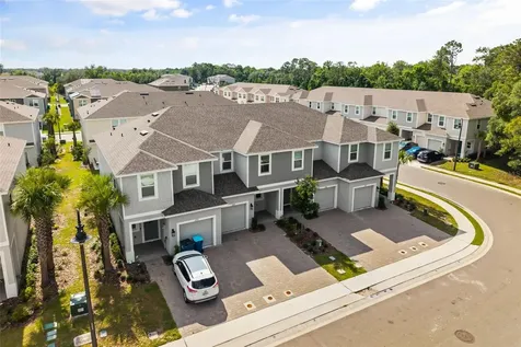 3002 Canary Avenue Davenport FL 33837