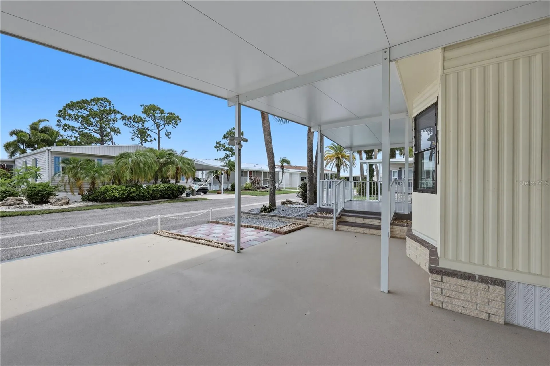 2100 Kings Highway Port Charlotte FL 33980