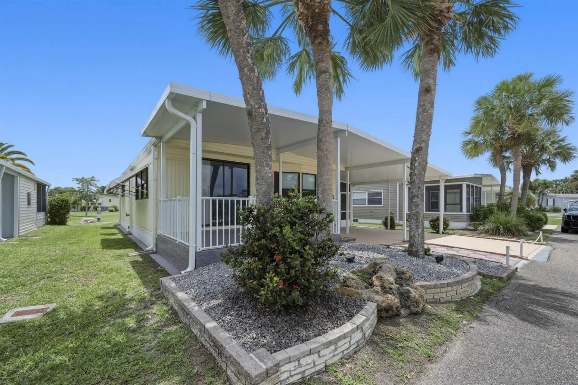 2100 Kings Highway Port Charlotte FL 33980