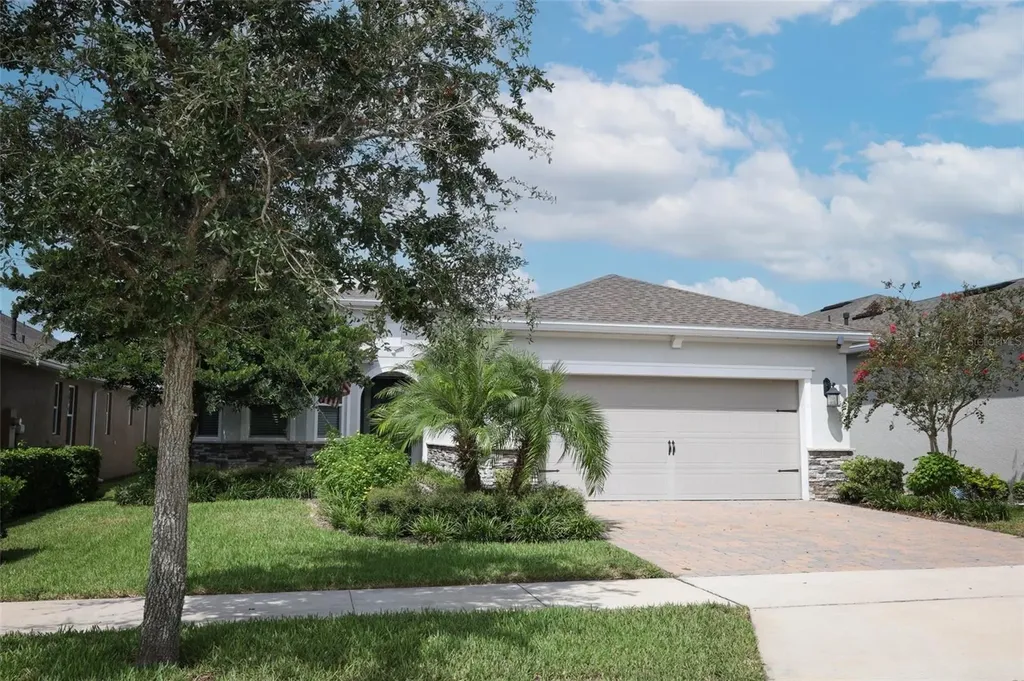 560 Adenmore Terrace Deland FL 32724