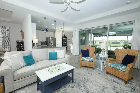 560 Adenmore Terrace Deland FL 32724