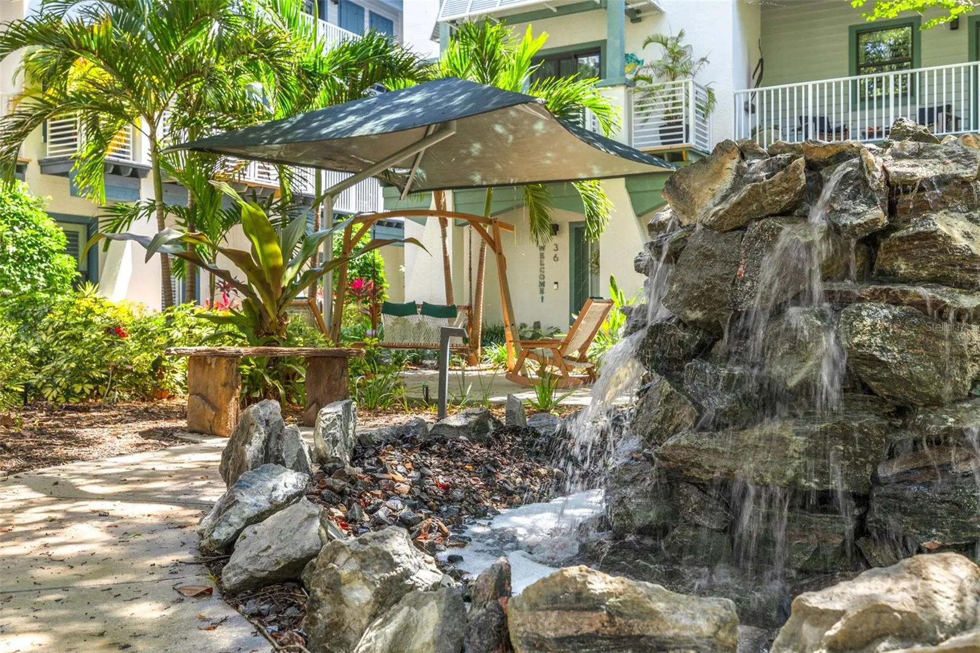 946 Highland Avenue Dunedin FL 34698