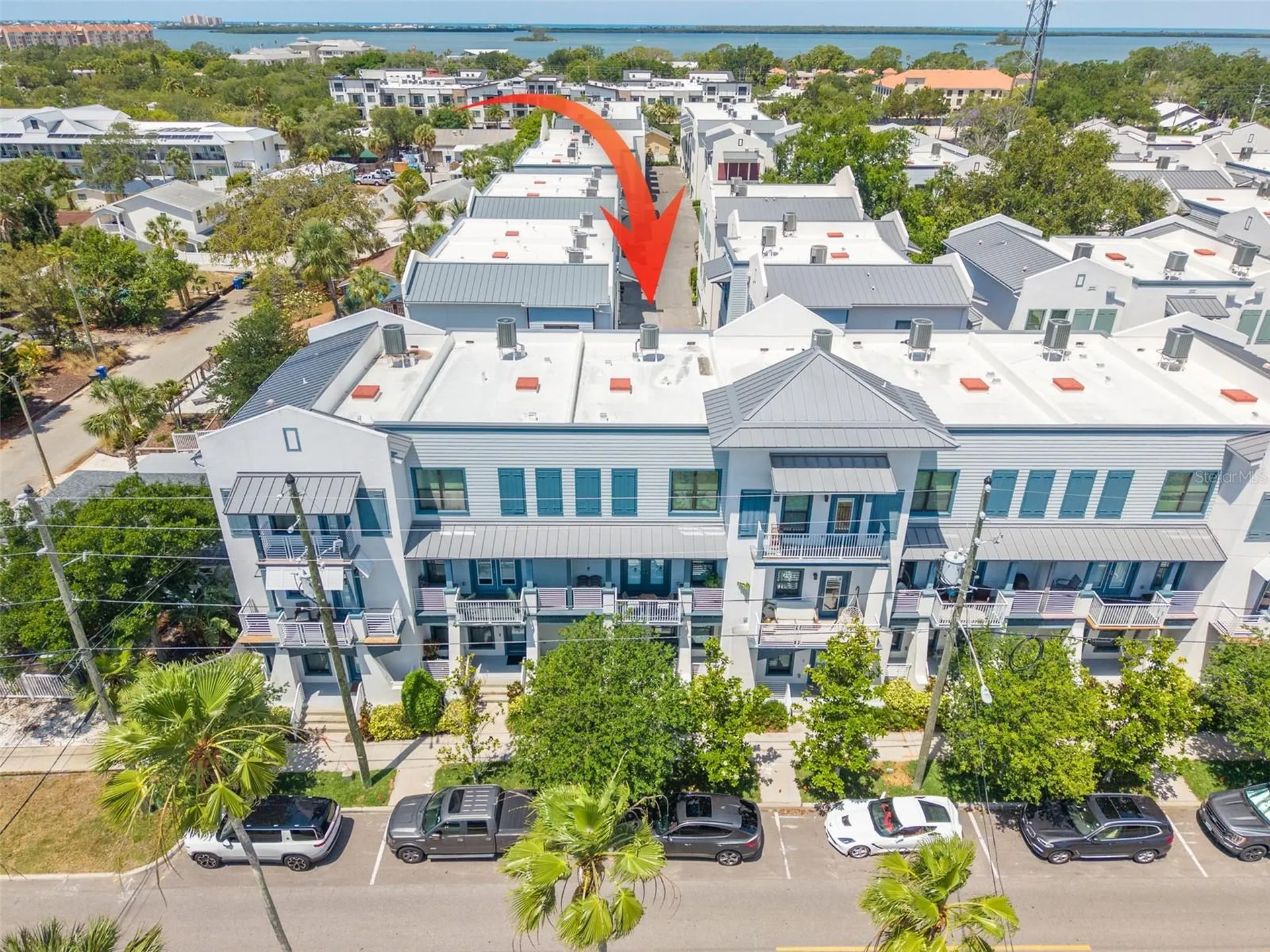 946 Highland Avenue Dunedin FL 34698