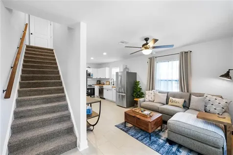 707 N Disston Avenue Tarpon Springs FL 34689