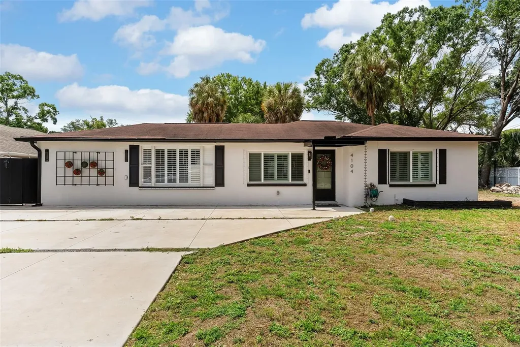 4104 W Knights Avenue Tampa FL 33611