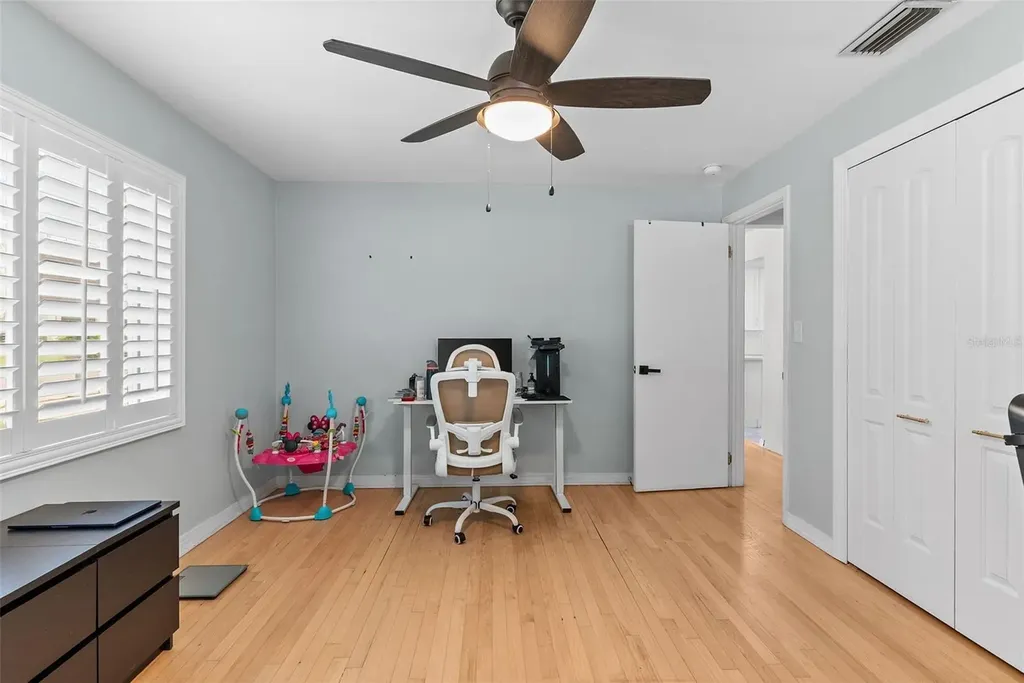 4104 W Knights Avenue Tampa FL 33611