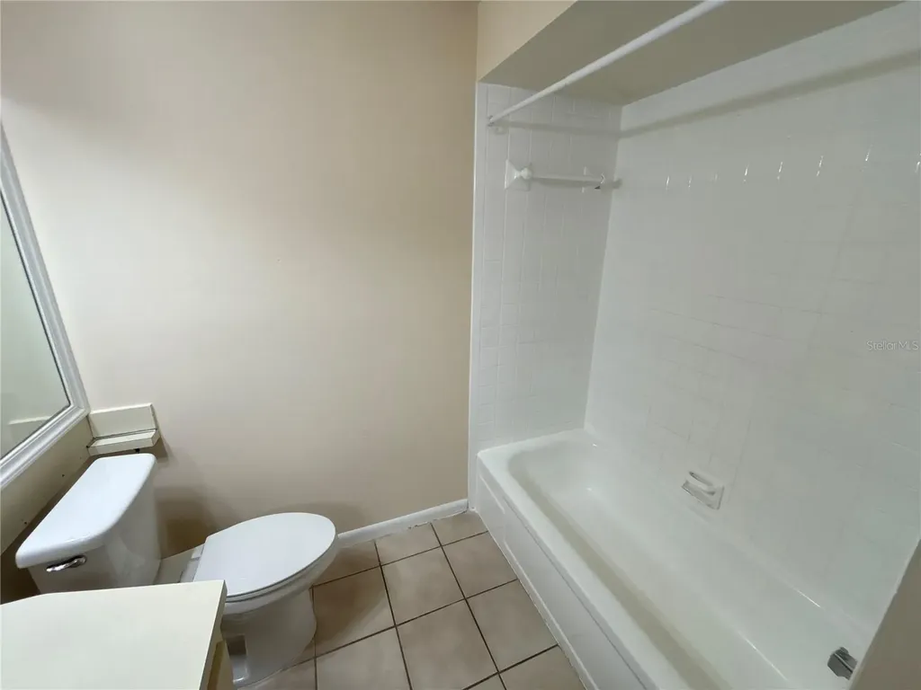 5169 Vineland Road Orlando FL 32811
