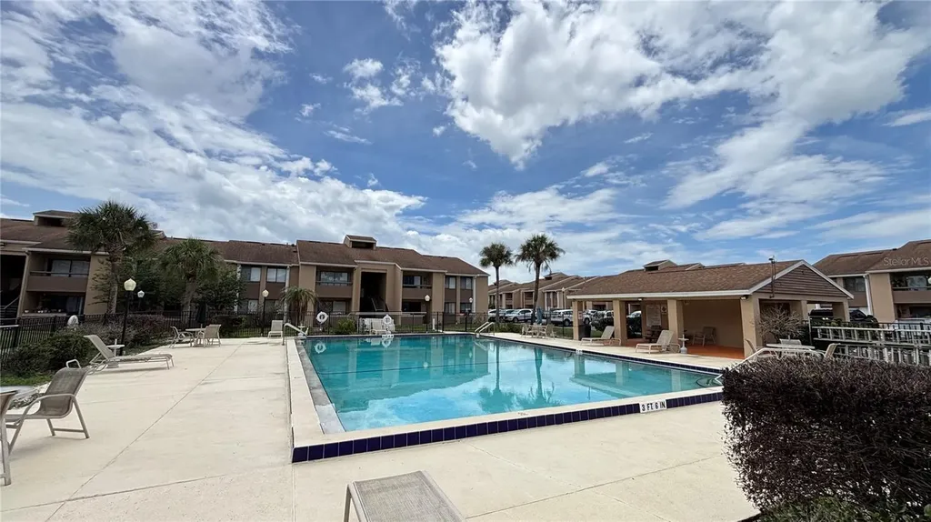 5169 Vineland Road Orlando FL 32811