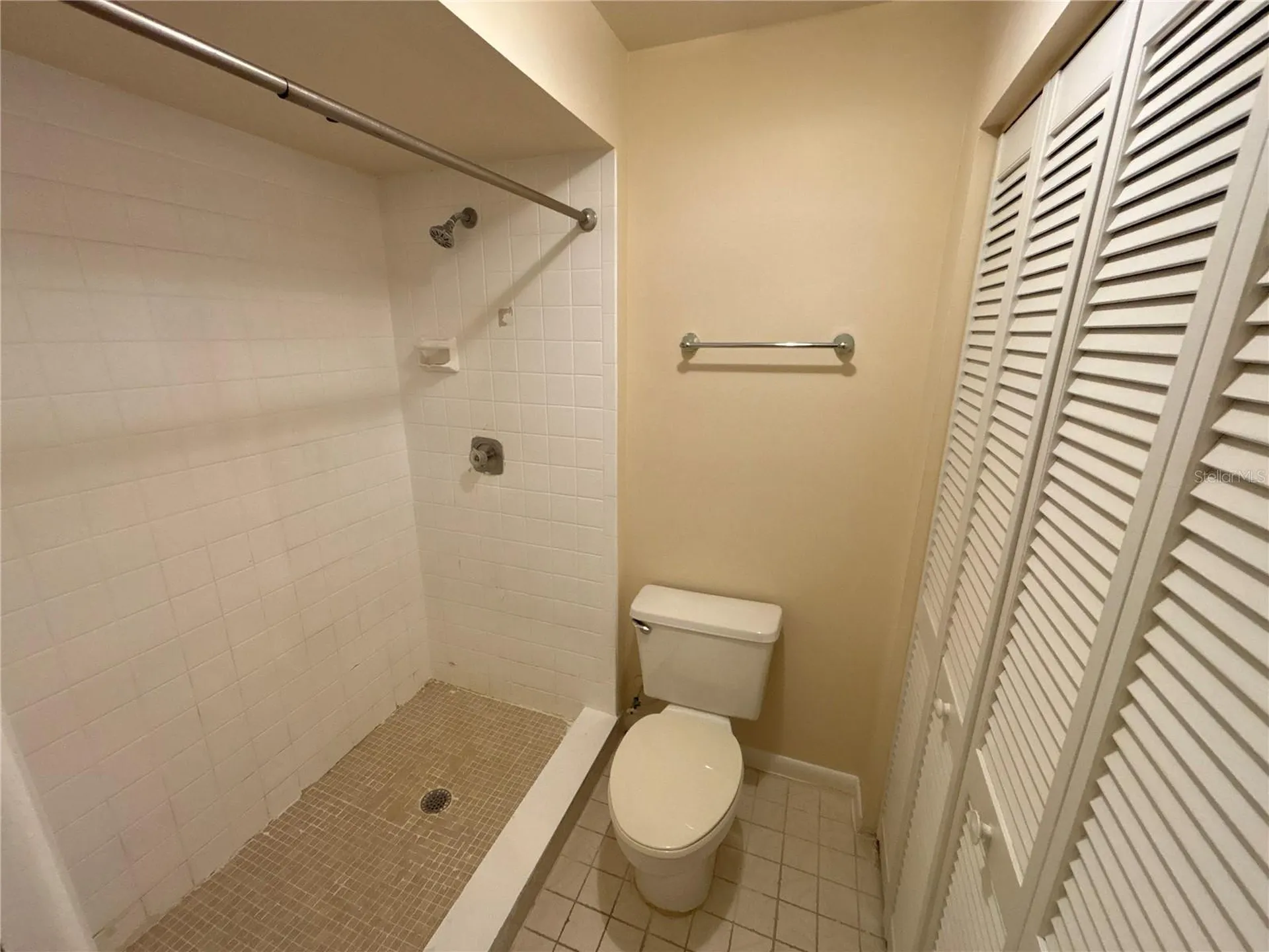 5169 Vineland Road Orlando FL 32811