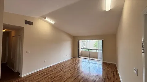 5169 Vineland Road Orlando FL 32811