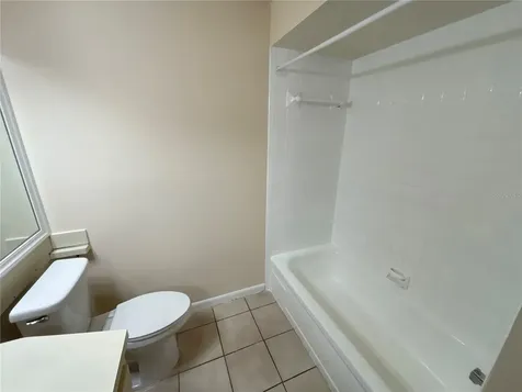 5169 Vineland Road Orlando FL 32811