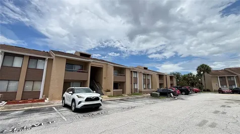 5169 Vineland Road Orlando FL 32811