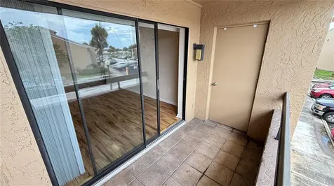 5169 Vineland Road Orlando FL 32811