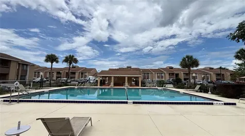 5169 Vineland Road Orlando FL 32811