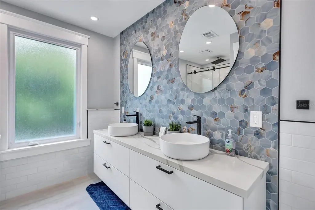 206 20th Street W Bradenton FL 34205