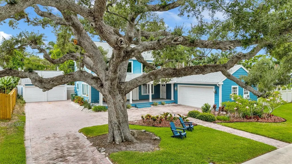 206 20th Street W Bradenton FL 34205