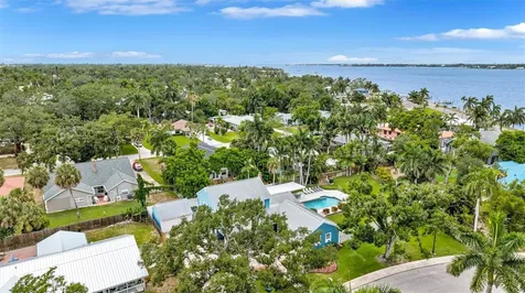 206 20th Street W Bradenton FL 34205