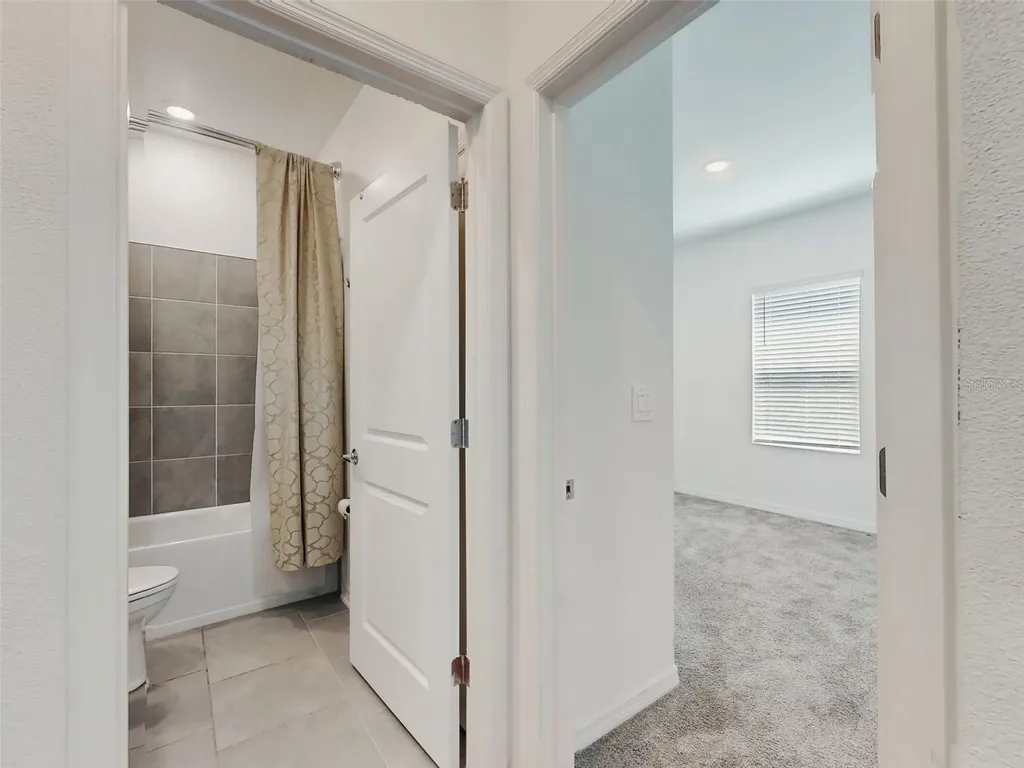 6084 Claystone Way Mount Dora FL 32757