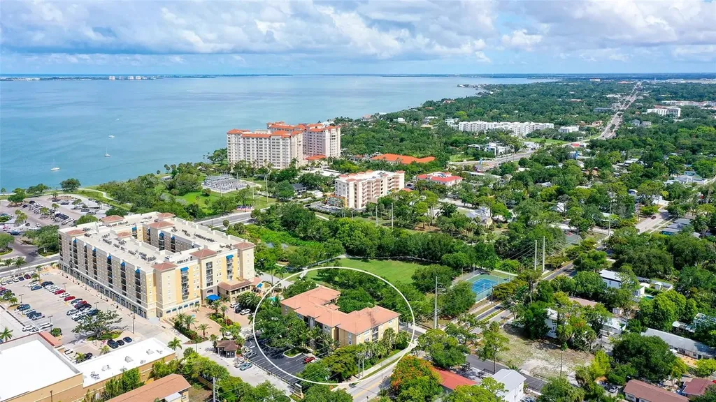 1268 11th Street Sarasota FL 34236