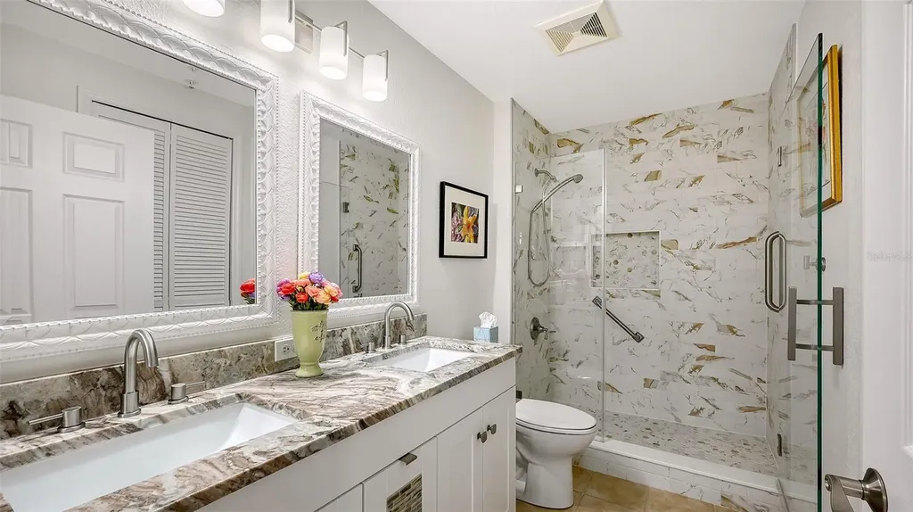 1268 11th Street Sarasota FL 34236