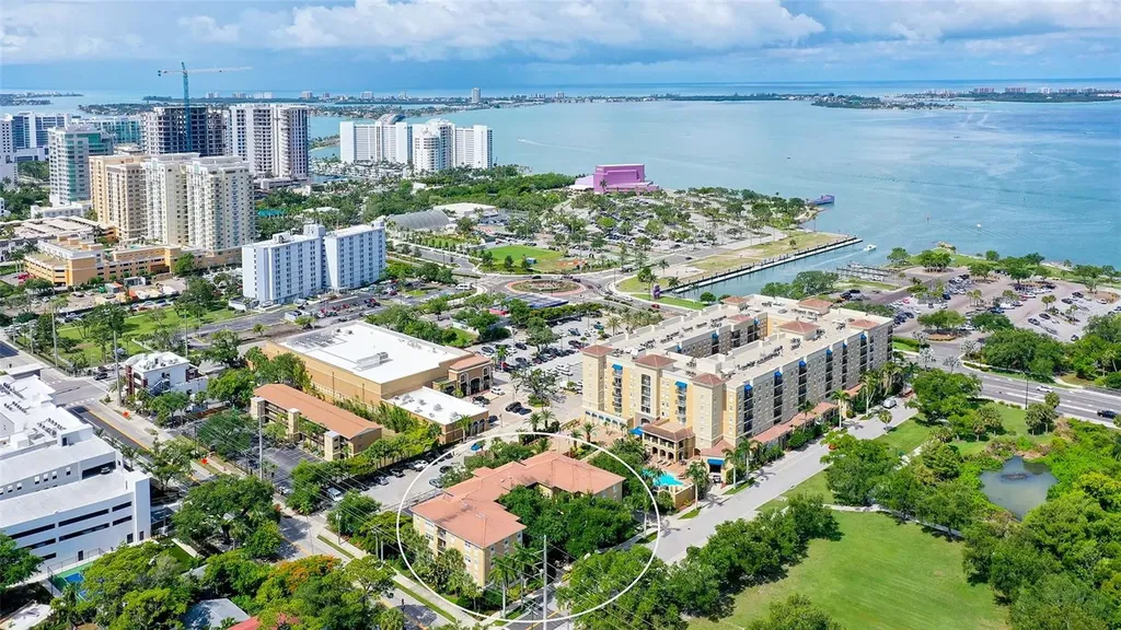 1268 11th Street Sarasota FL 34236