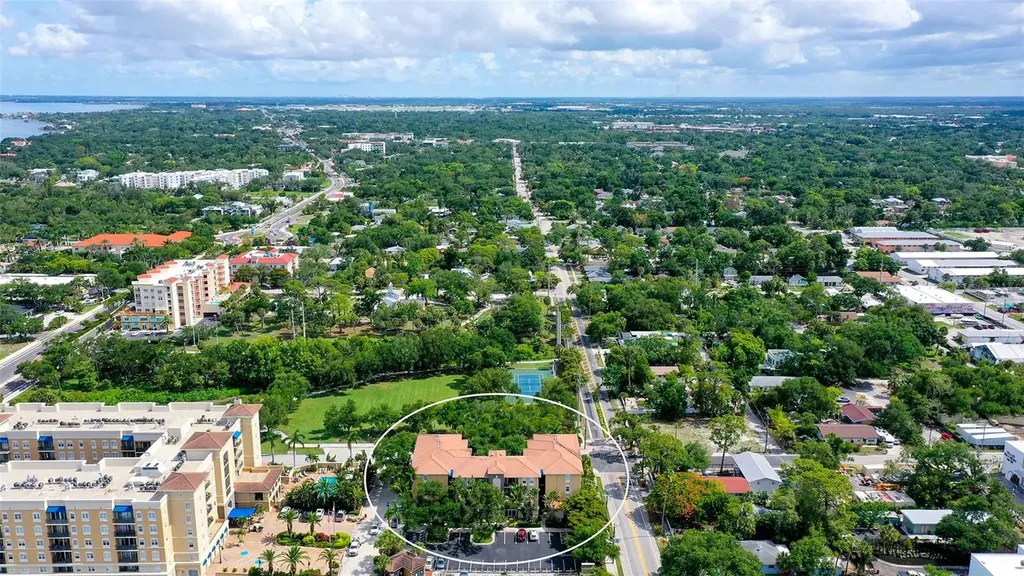 1268 11th Street Sarasota FL 34236