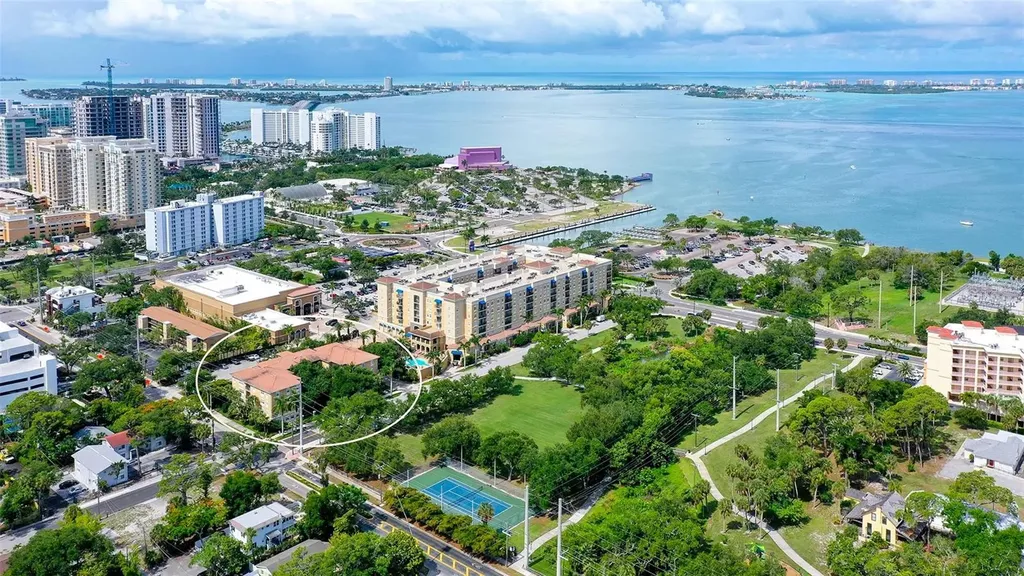 1268 11th Street Sarasota FL 34236