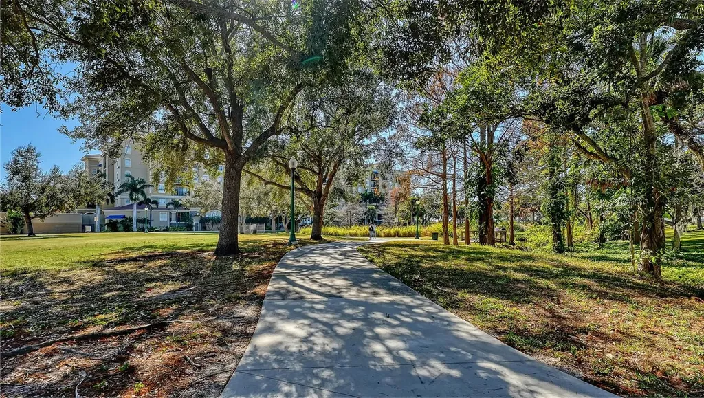1268 11th Street Sarasota FL 34236