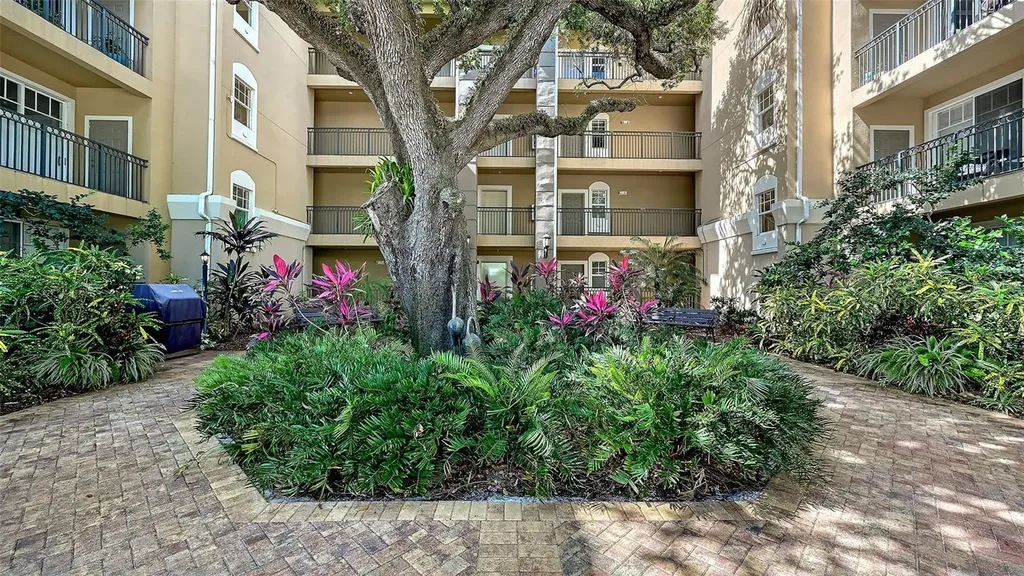 1268 11th Street Sarasota FL 34236