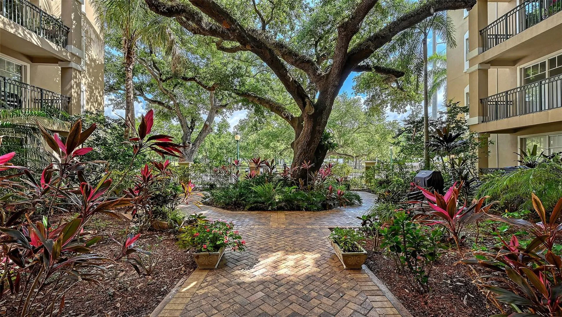 1268 11th Street Sarasota FL 34236