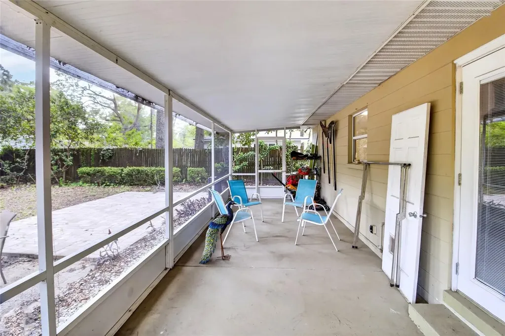 1915 NW 42nd Place Gainesville FL 32605