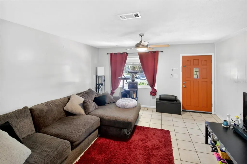 1915 NW 42nd Place Gainesville FL 32605