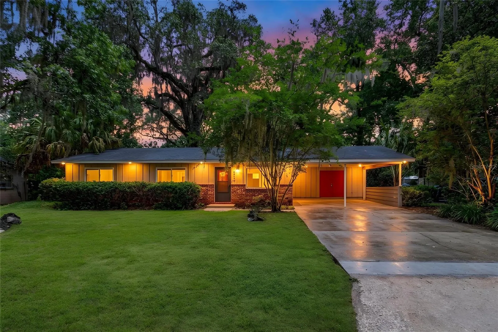 1915 NW 42nd Place Gainesville FL 32605