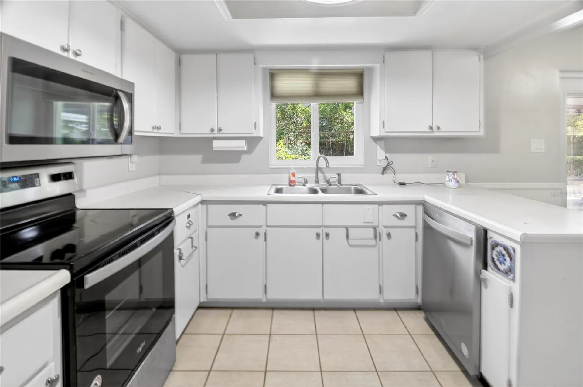 1915 NW 42nd Place Gainesville FL 32605