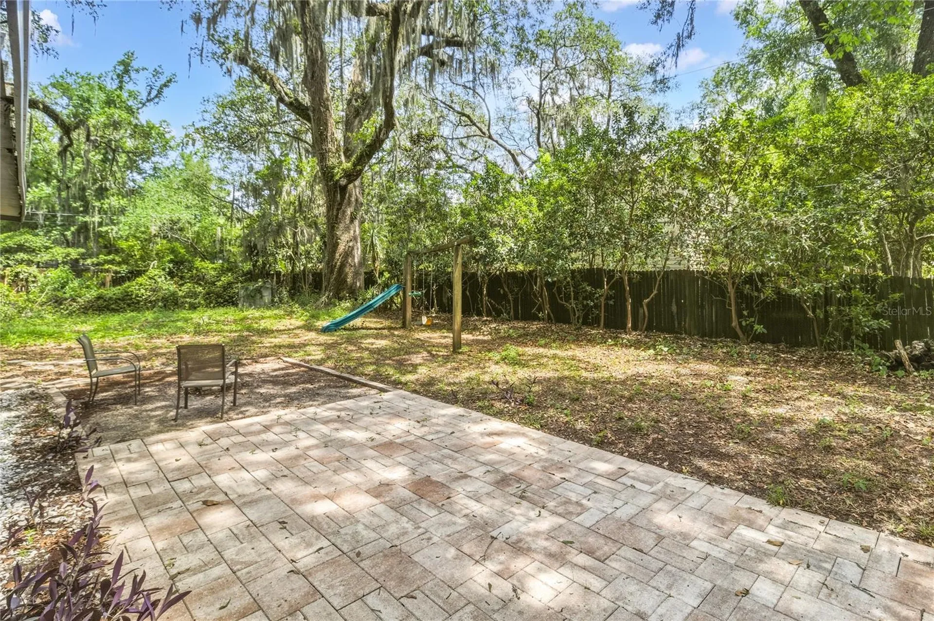 1915 NW 42nd Place Gainesville FL 32605