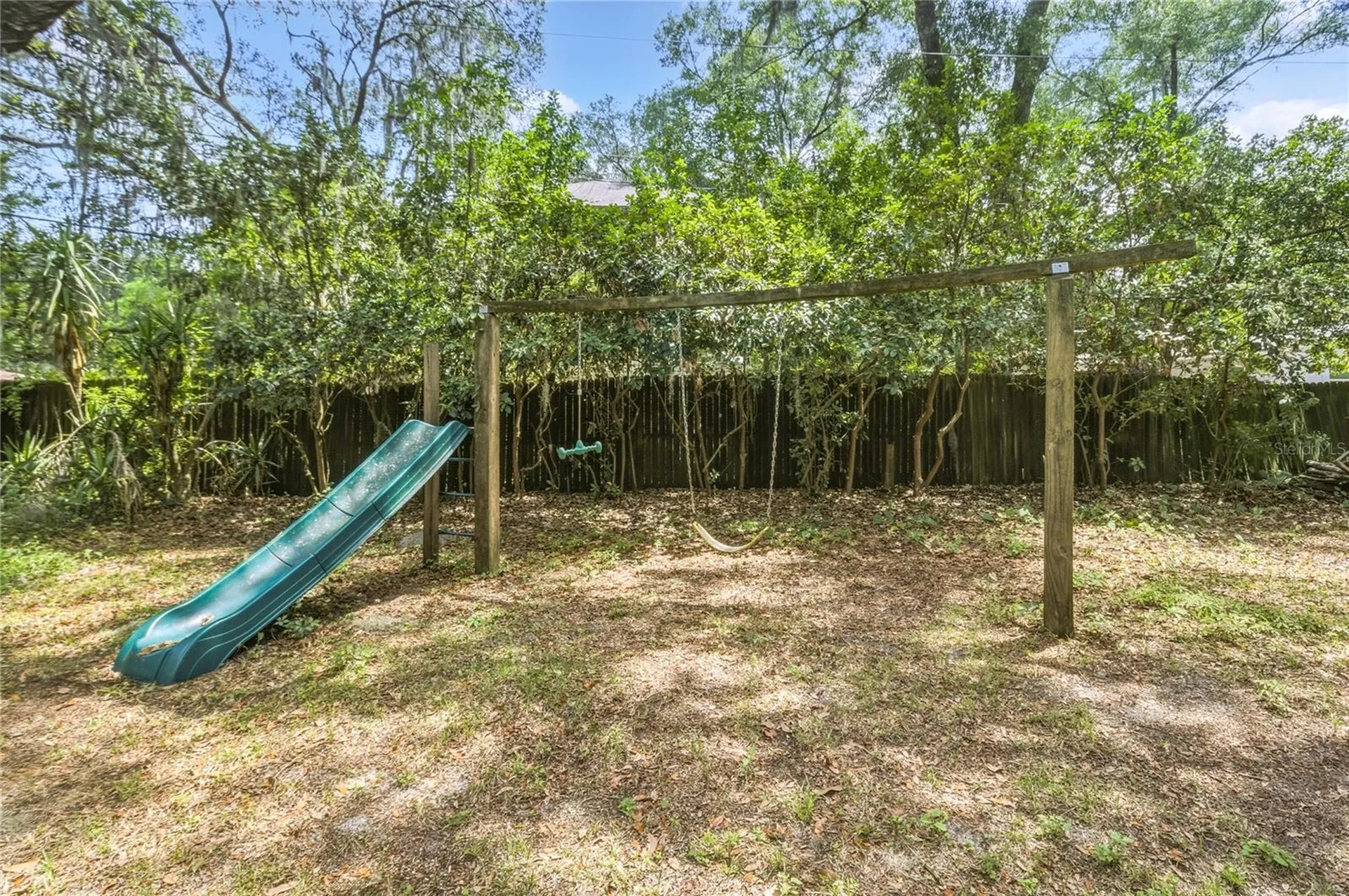1915 NW 42nd Place Gainesville FL 32605