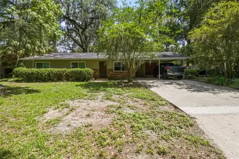 1915 NW 42nd Place Gainesville FL 32605
