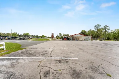 17313 NE Us Highway 301 Waldo FL 32694