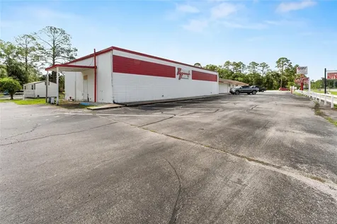17313 NE Us Highway 301 Waldo FL 32694
