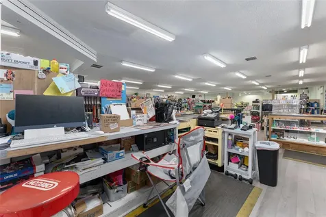 17313 NE Us Highway 301 Waldo FL 32694