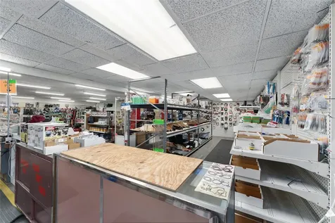 17313 NE Us Highway 301 Waldo FL 32694