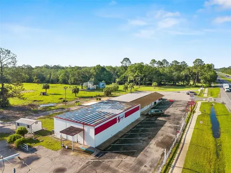 17313 NE Us Highway 301 Waldo FL 32694